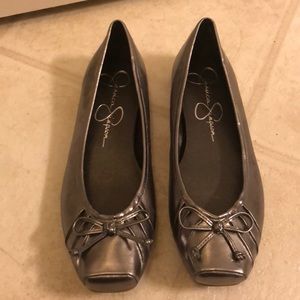 Jessica Simpson Dark Silver Ballet Falts